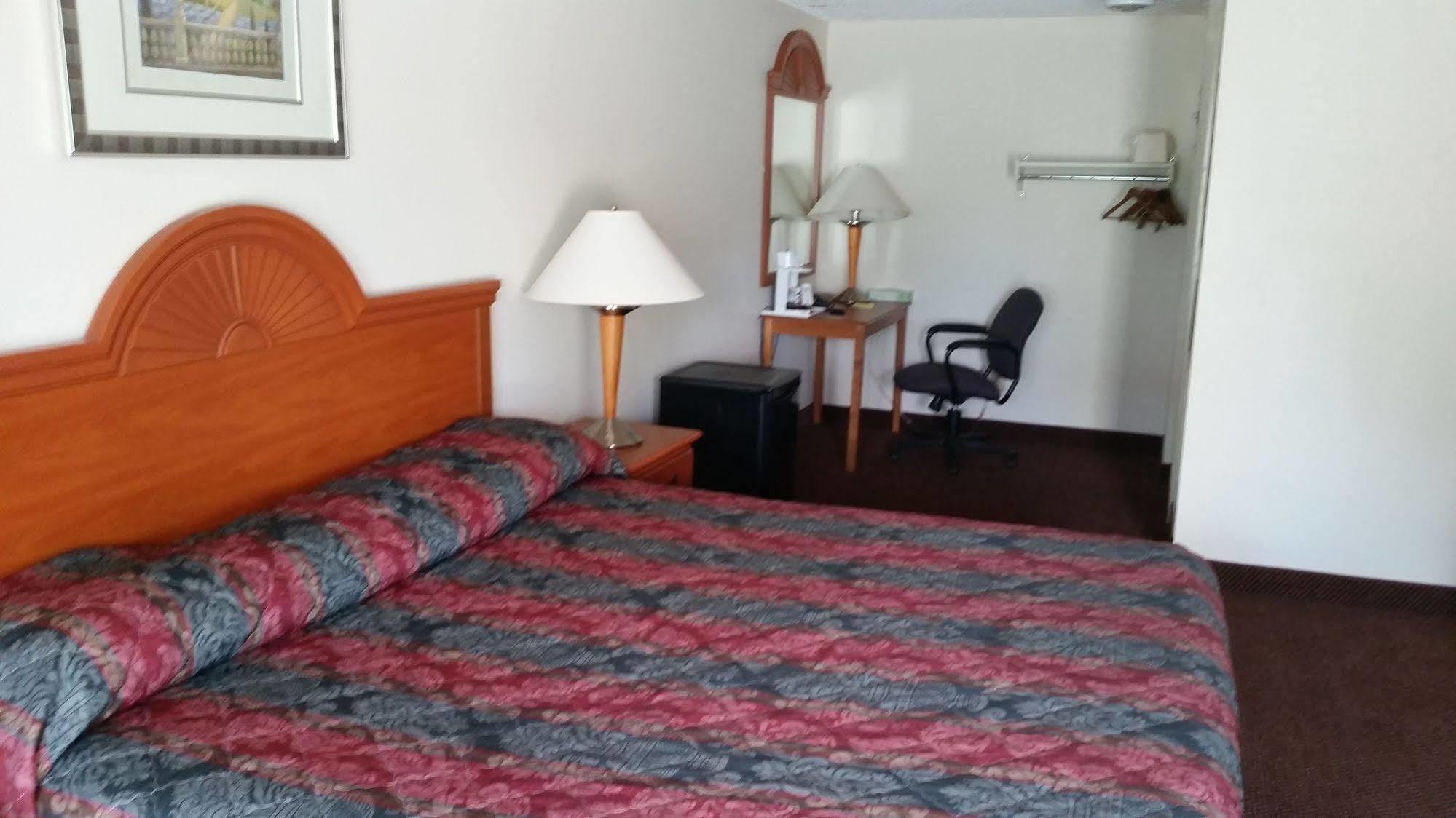 Mayfield Inn 클라리온 외부 사진